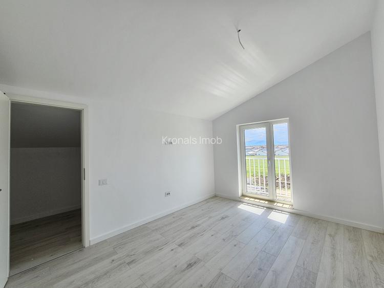 Apartament cu 3 camere tip penthouse, zona Primaverii, Sanpetru - 6