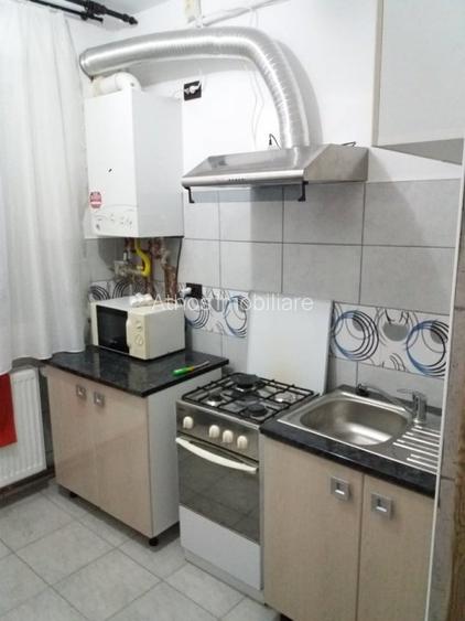 Apartament renovat cu 2 camere decomandate in zona Gara de Nord - 2