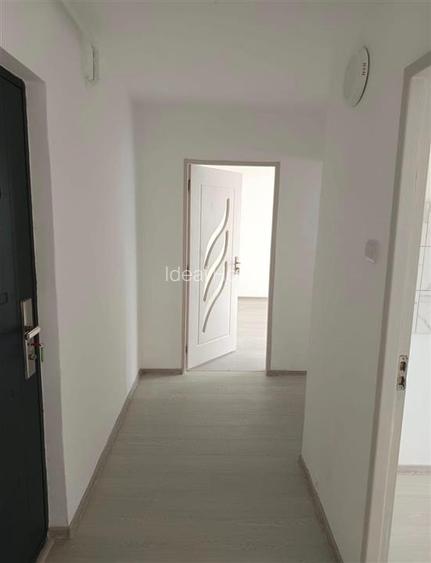 Apartament 2 Camere Decomandat Nicolina Cug - 4