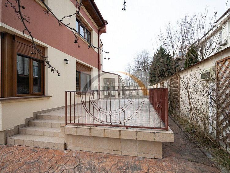 Vila cu 750 mp utili si teren de 1.480 mp in Erou Iancu Nicolae - 12