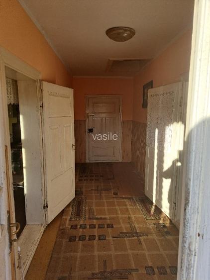 Casa  batraneasca de vânzare   - 6