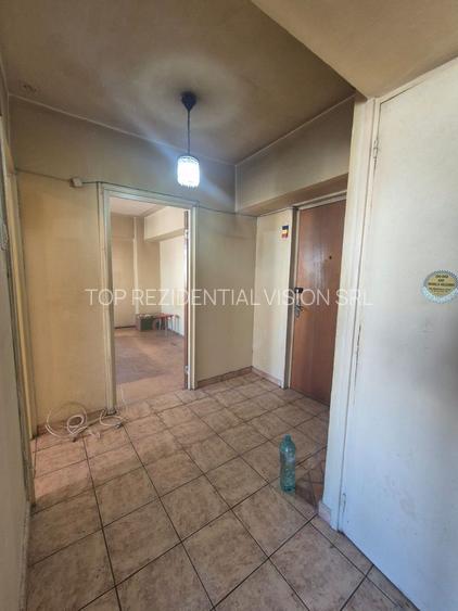 2 CAM DECOMANDAT_MEGA MALL_ROND DELFINULUI! - 5