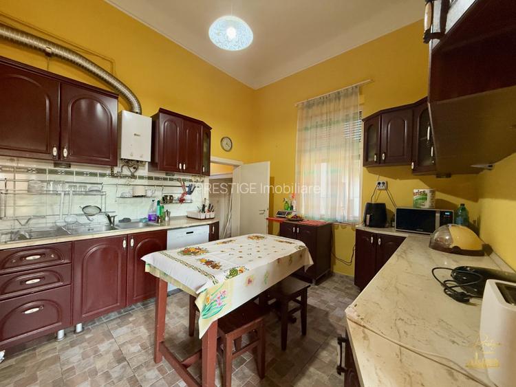 Casa cu 4 camere de vanzare in zona Ultracentrala - Salonta - Bihor - 24