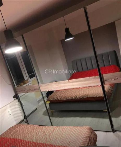 Vanzare apartament 3  camere Renovat Mircea Voda - 2