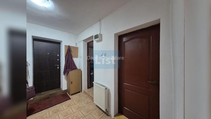 Casa pe un nivel, cu livada,  la intrarea in Dezmir - 8