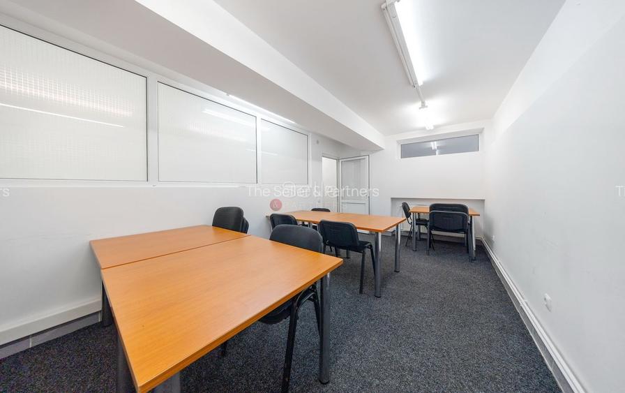 Cladire birouri individuala - 42