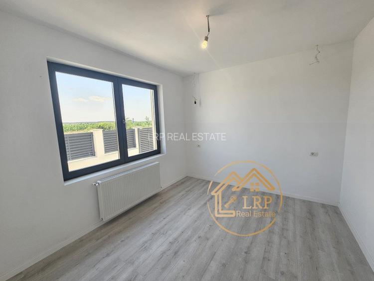 Dascalu-Vila 5 camere, 3 bai, 2 terase, 400mp teren - 11