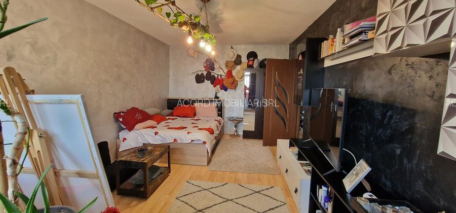 Tomis Nord-rovere, doua camere decomandate. - 3