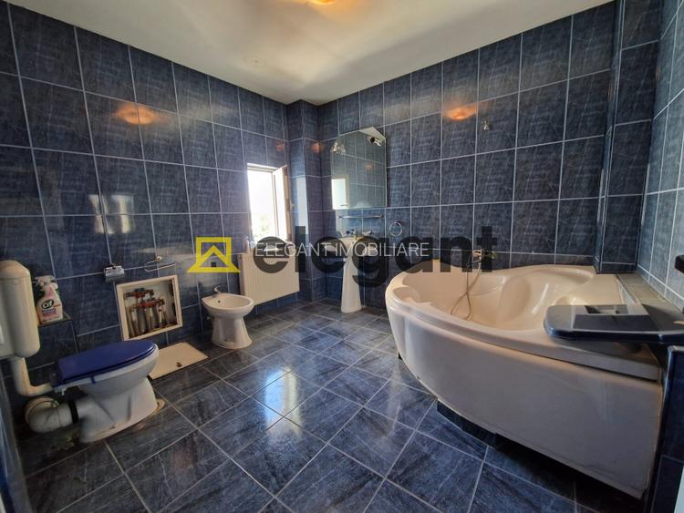 Casa D+P+1E+M, 528 mp utili, 11 camere, teren 548 mp, Piata Chiriac - 15