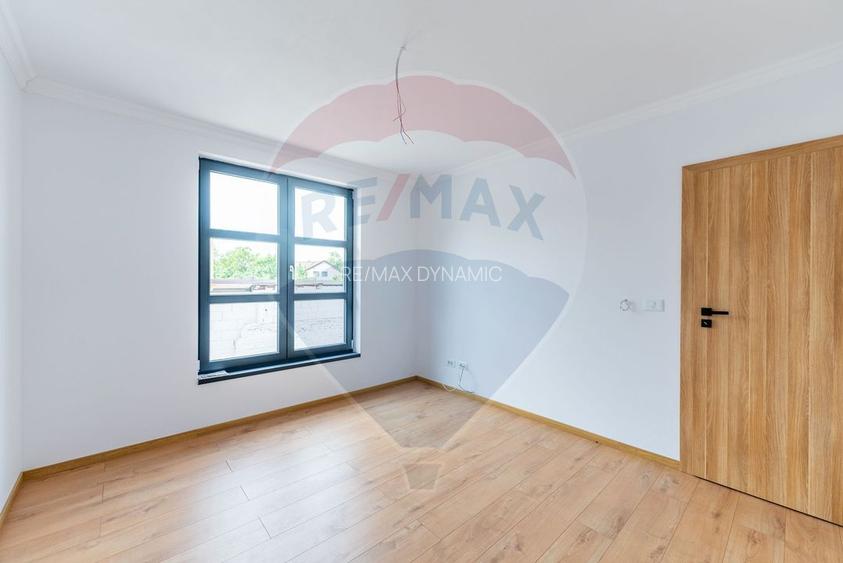 Casă elegantă și spațioasă – în complex privat, zona centrală Arad - 31