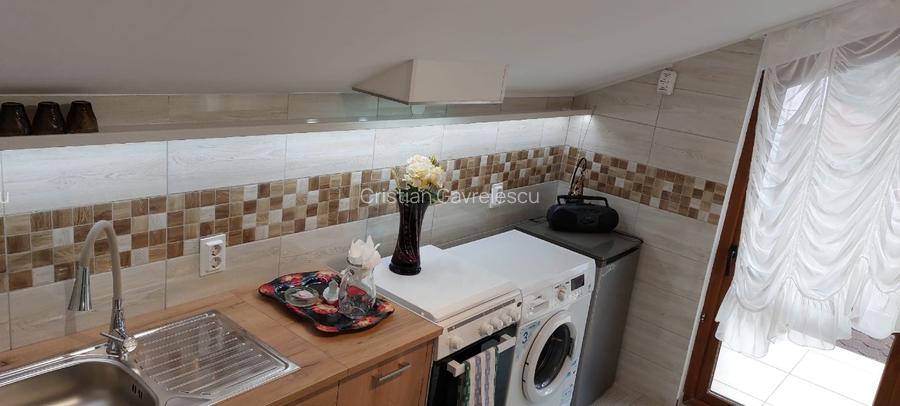 Închiriere apartament la casă  - 9