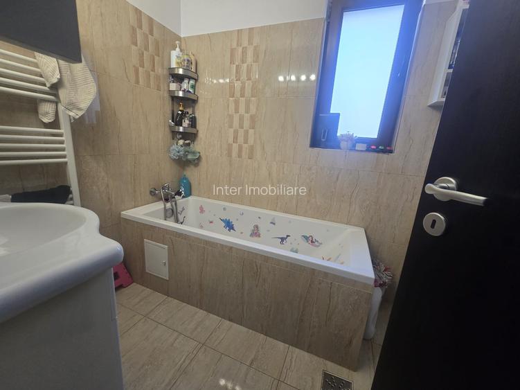 Apartament pe 2 niveluri,et.1+mansarda,3 dormitoare,2 bai,Popas Pacurari: 160956 - 27