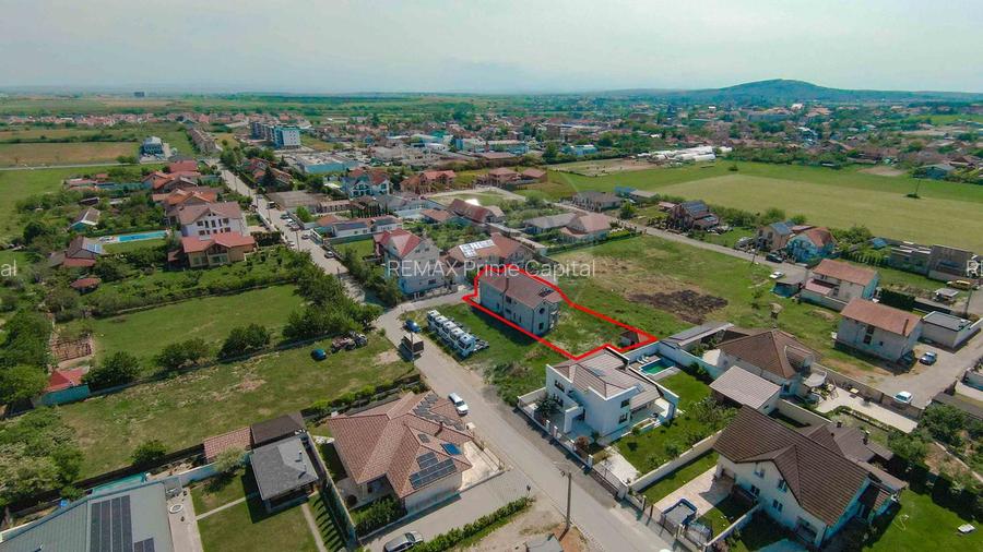 Vilă la roșu, 240 mp utili, Sânmartin, arhitectură unică, teren 726 mp - 6