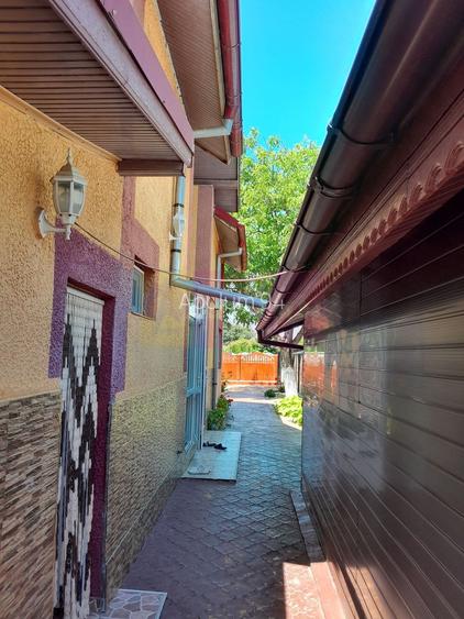 Movilita  (IL) - de vanzare casa 5 cam p+1 - 13