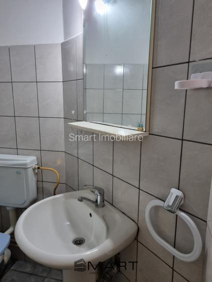 Garsoniera mobilata si utilata zona Broscarie - 7