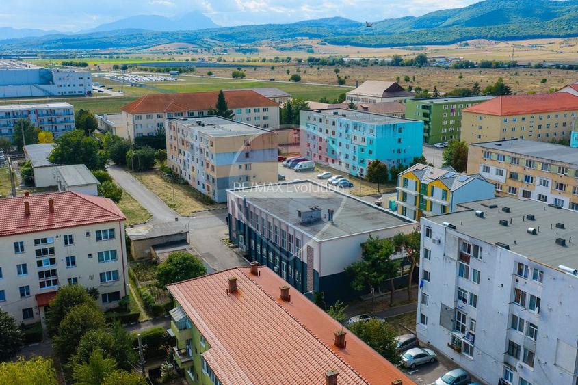 Spațiu comercial cu 6 unitati de vanzare in Codlea | Comision 0% - 13