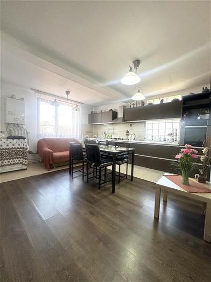 Pensiune Moderna si Profitabila in Vama Veche - Business la Cheie - 9