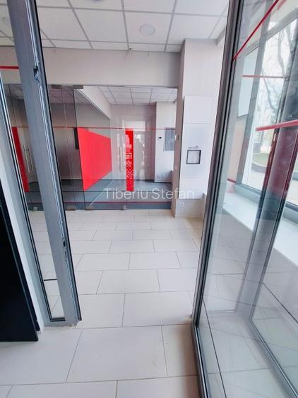 Spațiu pietonal ultracentral, 2 laturi, lângă Primărie și Filarmonică  - 5