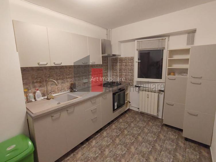 Prima închiriere apartament decomandat 3 camere - Bd. Lacul Tei -Parcul Circului - 2