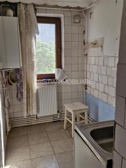 3 camere, etaj 2, Disponibil Imediat, Obor - 4