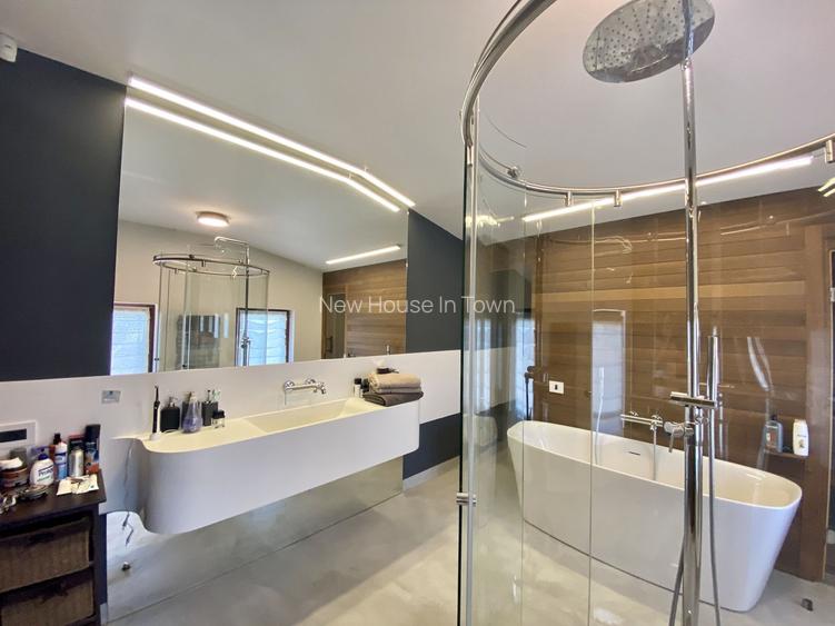 Casă deosebită de vânzare în Sânpetru | Teren 1400 mp - 32