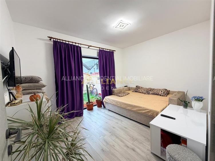 Duplex - 4 camere - 2 bai - 295 mp teren - 8