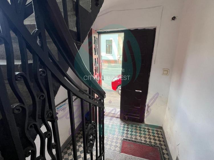 4 camere in Vila interbelica 106mp-Centrala proprie- Calea Calarasilor - 14