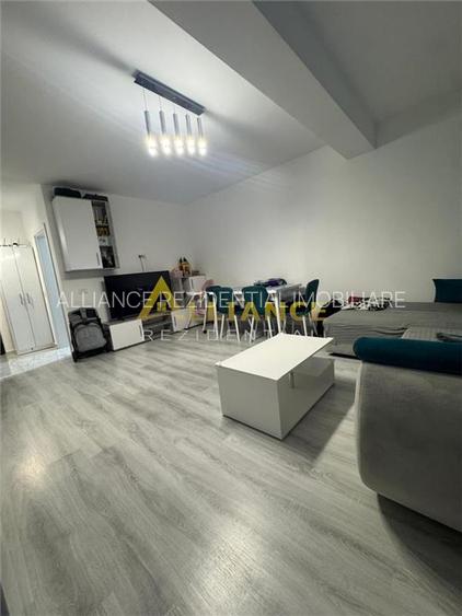 Apartament 3 camere de vânzare  | Etaj 3/5 | Mobilat - 4