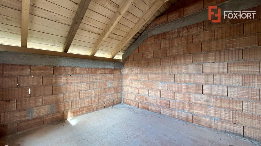 Duplex cu 4 camere si teren de 372 mp - zona Sanandrei - 11