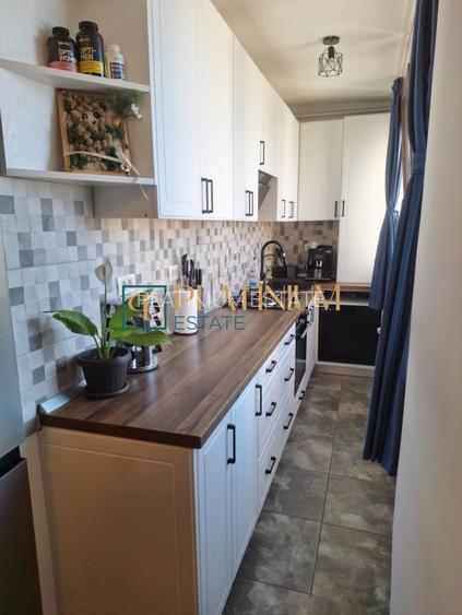 Proprietar Ultracentral 3 camere renovat priveliste superba - 15