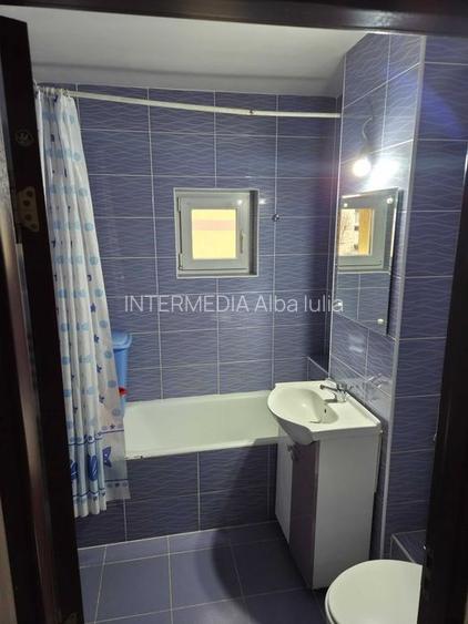 Apartament cu 3 camere decomandat in Cetate - 6