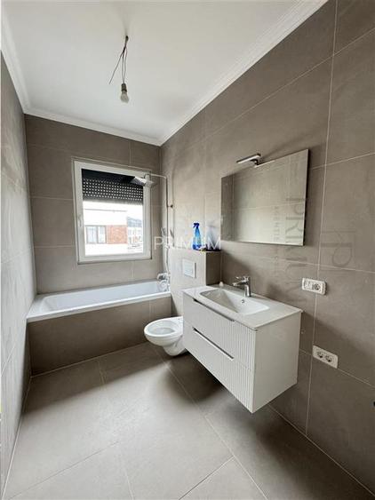 BRAYTIM - 2 CAMERE - ETAJUL 1 - RULOURI ELECTRICE - PARCARE INCLUSA - FINISAJE D - 4