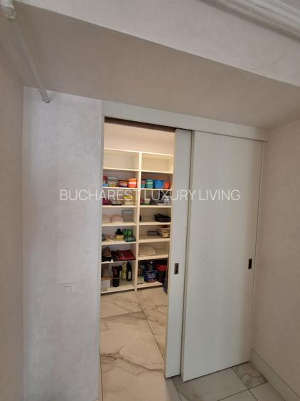 APARTAMENT DEOSEBIT DECEBAL●SPATIOS,DRESSING,2 BALCOANE,LOC DE PARCARE● - 7