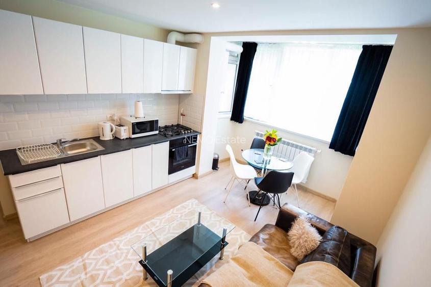 Apartament  cu 3 Camere de Vânzare| Suceava/Ultracentral | 100.000Euro - 5