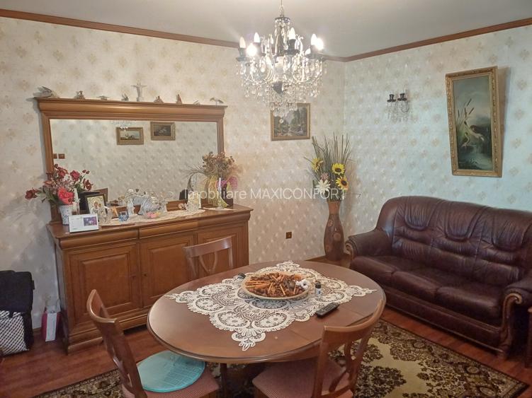 Vanzare  casa D+P+1+M - 2