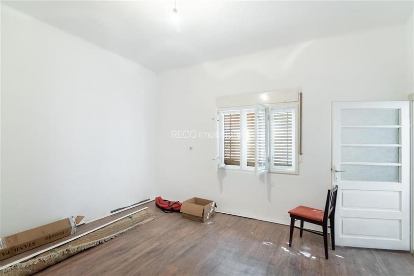 Teren mare cu 2 case si front la 2 strazi in Tamaseu - 9