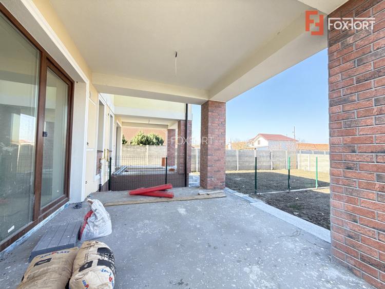 Duplex 4 camere situat la drum asfaltat, in Sacalaz - 31