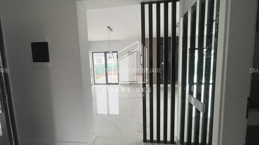 Casa noua de vanzare - intrare Odoreu - 14