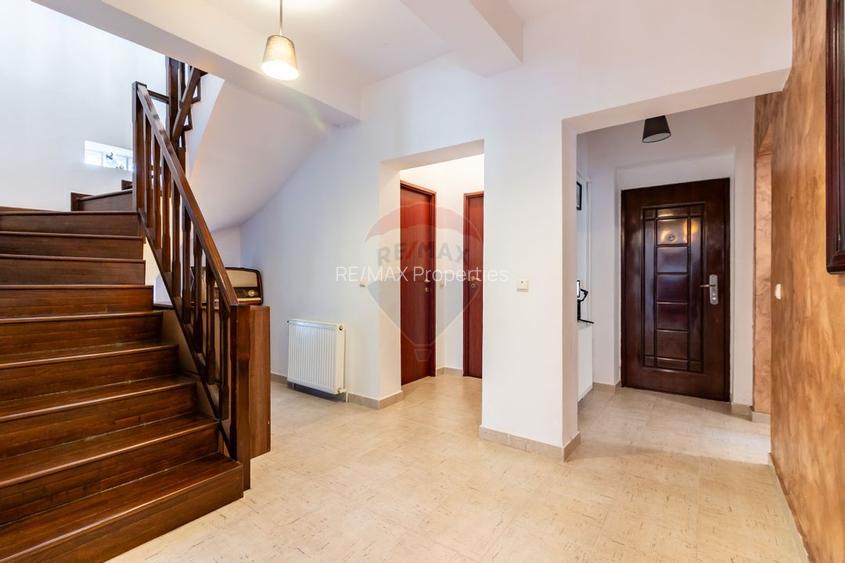 Casă / Vilă de vanzare la intrare in Mogosoaia, padure, teren 1097mp - 16