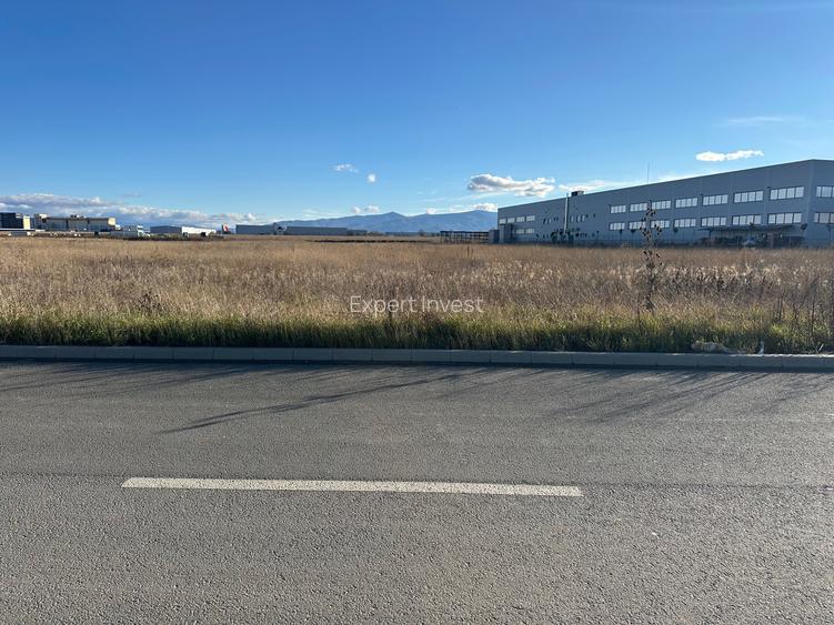 Teren intravilan 9.600 mp cu PUZ * Zona Industriala Vest Sibiu - 2