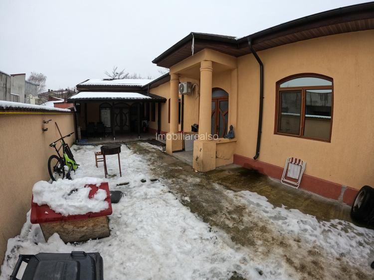 Casă de Vis de Vânzare – Eleganță și Confort zona centrala - 17