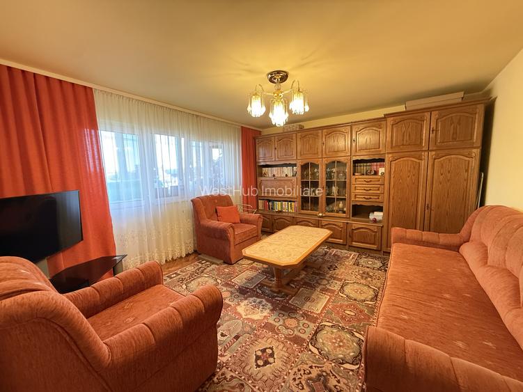 Apartament 3 camere, decomandat, etaj 3, bloc cu lift - Shoppimg City - 2