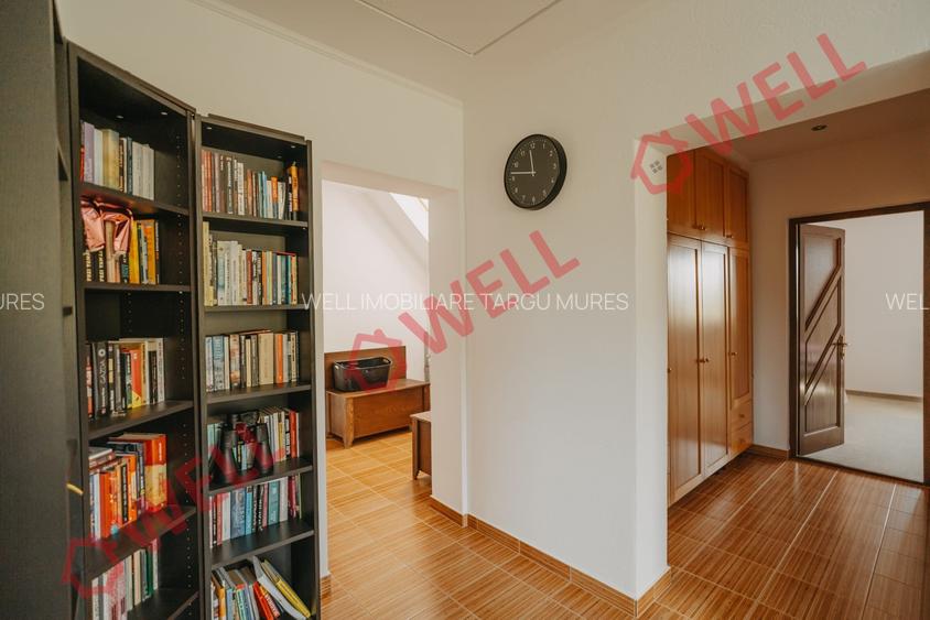 DE VÂNZARE CASĂ FAMILIALĂ, SOVATA - 11