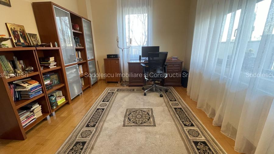 Casa eleganta si luminoasa,situata in zona de case -Mehala - 12