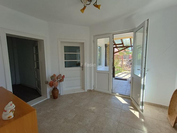 Renovata complet  2024 - 2500mp teren - 2