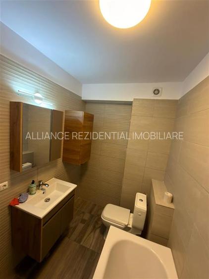 Apartament 3 camere nemobilat, bloc cu lift,METALURGIEI - 16