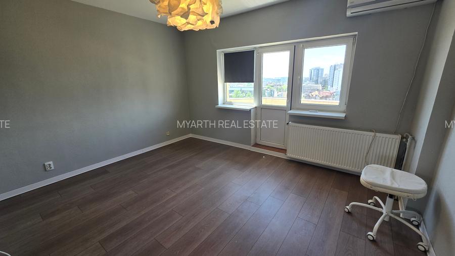 Apartament 3 camere cu vedere spectaculoasă – Piața Victoriei | Calea Victoriei - 7