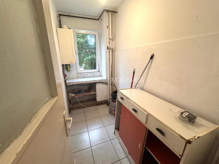 Apartament 3 camere | Zona Astra | Etaj 2/4. - 4