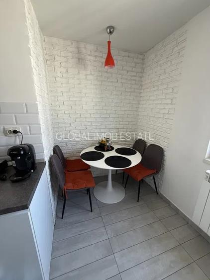 Vanzare Apartament 3 camere decomandat Renovat Drumul Taberei-Raul Doamnei - 3