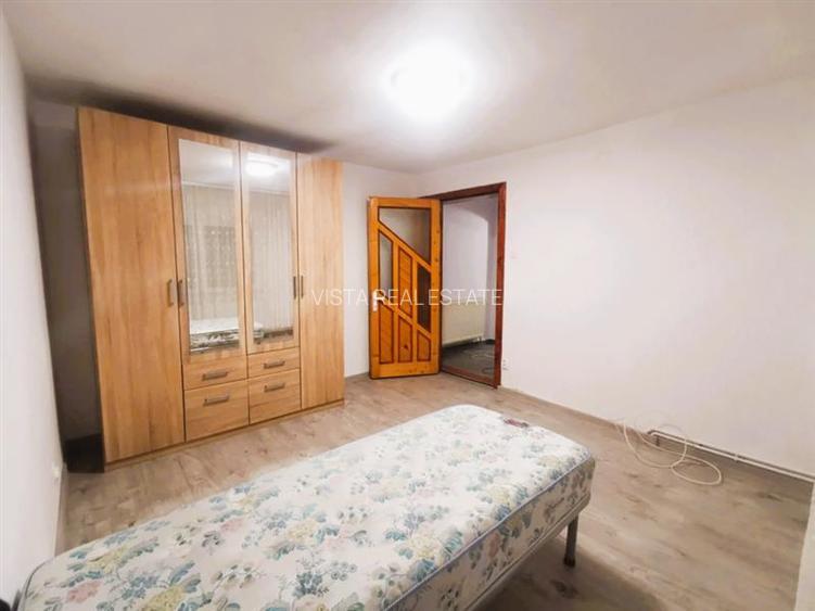 Apartament 2 camere  decomandat,  parter inalt, centrala proprie.Zona Sacele, Mo - 5